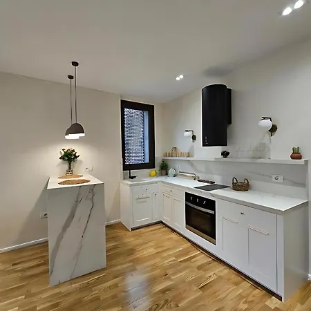 Comfort Tirana-by Terrace Apartment *