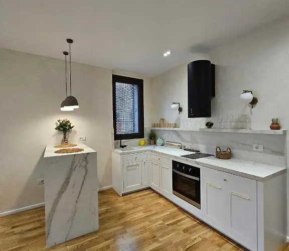 Comfort Tirana-by Terrace Apartment